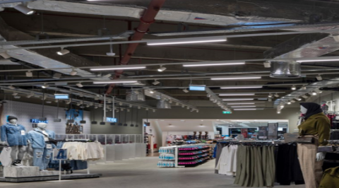 Track linear light for clothing stores